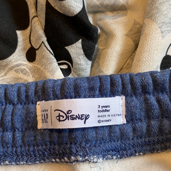 Gap Disney Mickey Mouse Kids Shorts - NWT - 3T - Picture 6 of 6
